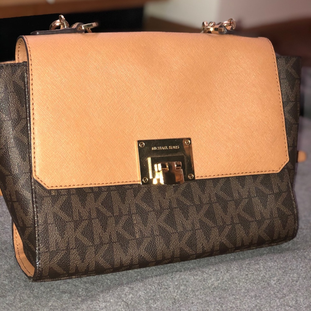 MK Purse